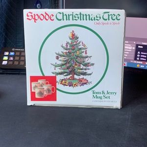 four set vintage spode christmas mugs